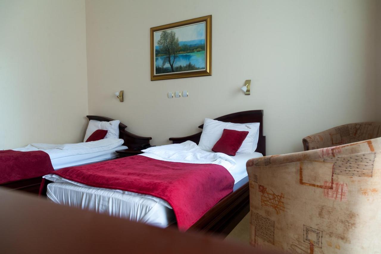 סובוטיקה Hotel Villa Majur מראה חיצוני תמונה