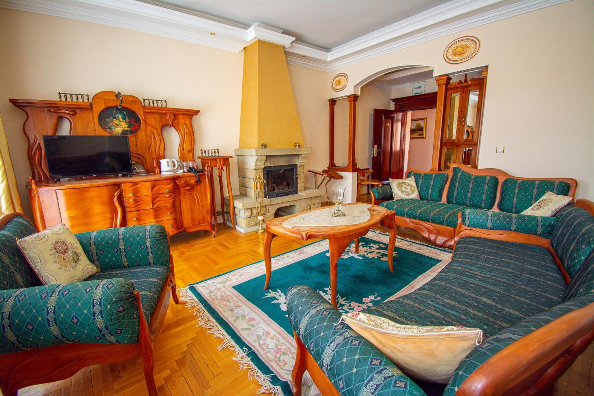 סובוטיקה Hotel Villa Majur מראה חיצוני תמונה